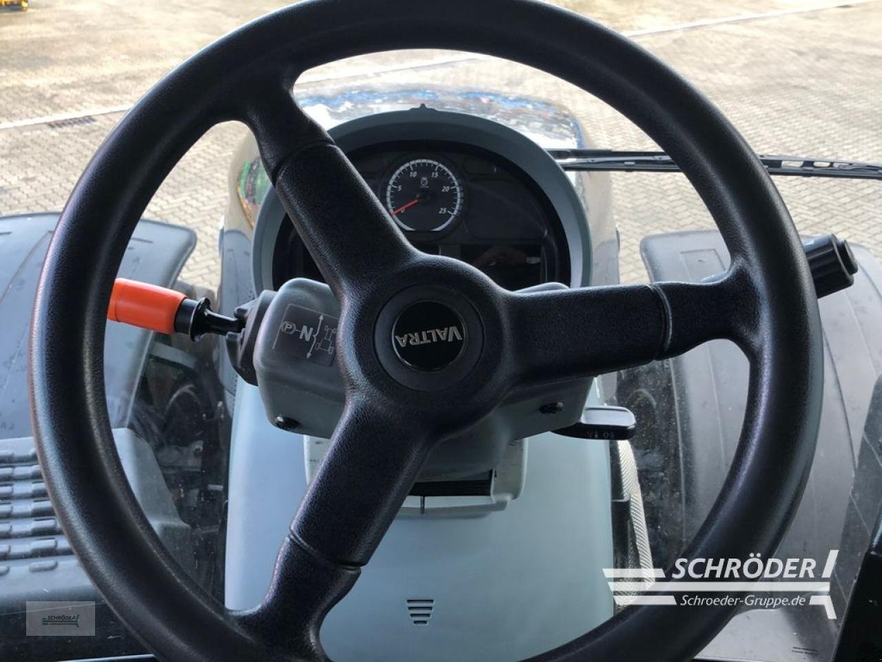 Traktor typu Valtra S 324 SMARTTOUCH | FZW | GPS | RÜFA, Gebrauchtmaschine v Ahlerstedt (Obrázek 17)